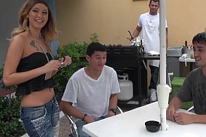 ass强壮老骚女pics