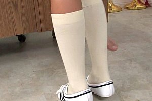 农村妇女与男人野外做不雅视频